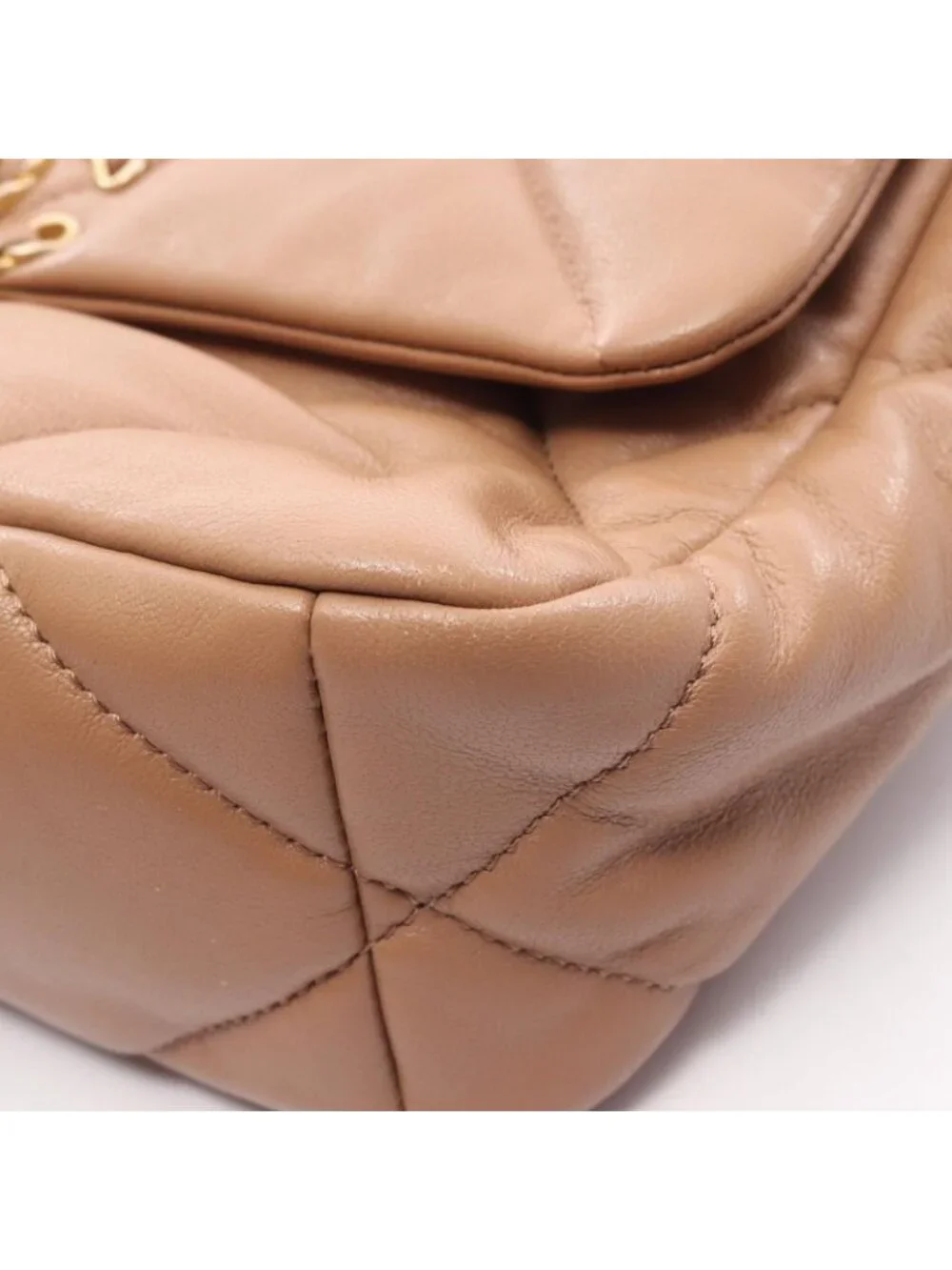 Chanel Shoulder Bag 19 Dizeneuf Quilted 2-Way Camel Lambskin 19 Chain
